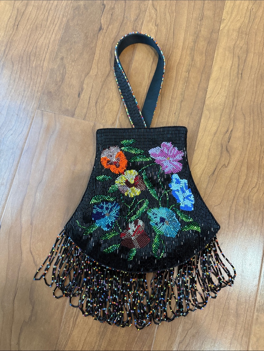 Susan Alexandra Short Night Embroidered Beaded Floral Pattern Shade Bag